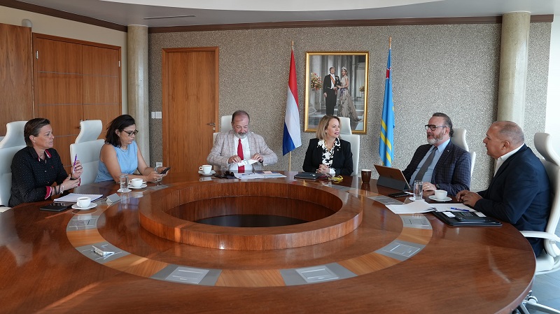 Prome Minister Minister Glenbert Croes Y Profesionalnan A Reuni Cu Representante Undp