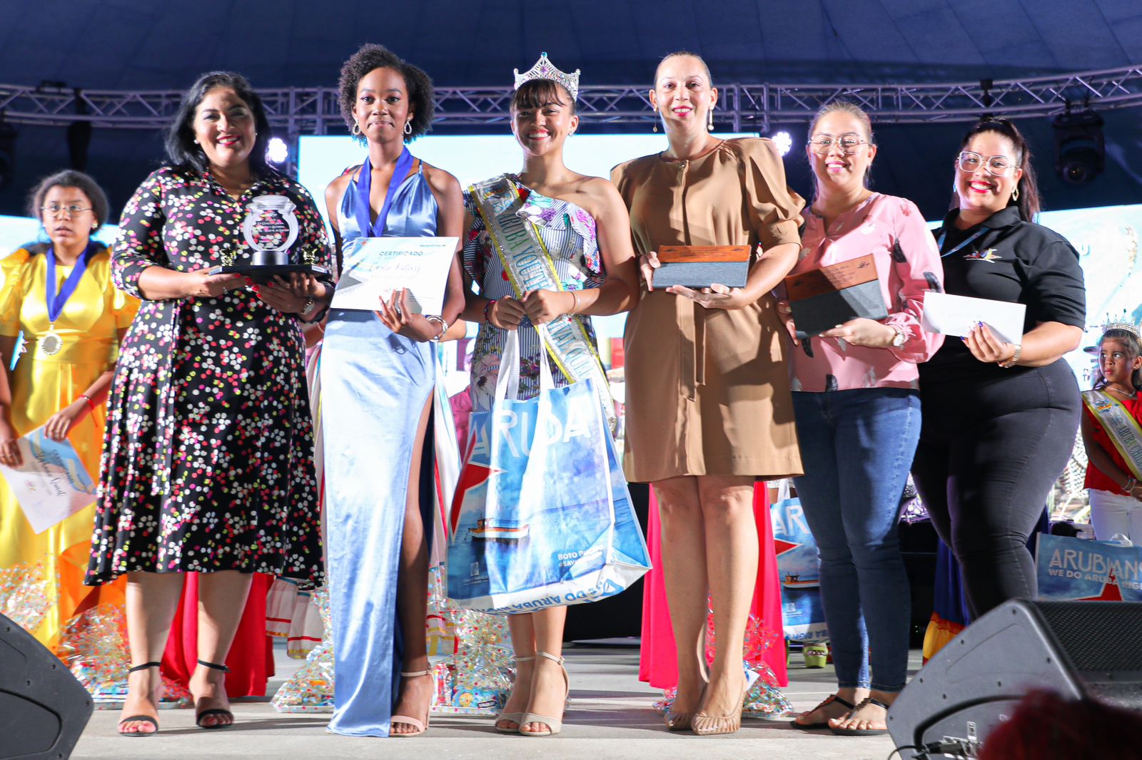 Minister Di Xiomara Maduro Ta Expresa Palabra Di Pabien Na E Ganadonan Y Demas Participante 164 2023 Festival Hubenil 03