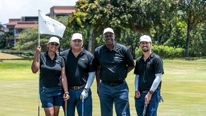Aruba Bank Ta Aporta Na E Di 13 Edicion Di Kiwanis Su Torneo Di Golf Caritativo..0101