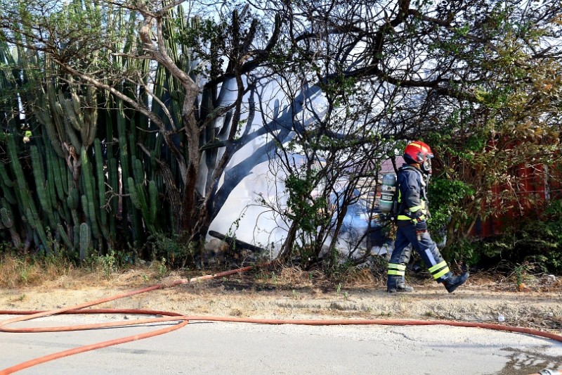 Brandweer Aruba Cu Man Yen Diamars Atardi; Berghok A Kima Na Piedra Plat 165 Brandweer Aruba Cu Man Yen Diamars Atardi Berghok A Kima Na Piedra Plat..8