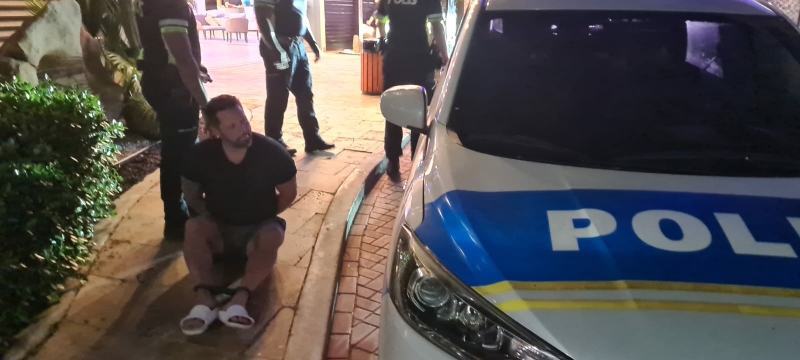 Den Menos Di 3 Dia Polis Ta Haya Nan Confronta Cu Diferente Turista Bao Influencia Di Alcohol Severo 163 Den Menos Di 3 Dia Polis Ta Haya Nan Confronta Cu Diferente Turista Bao Influencia Di Alcohol Severo.