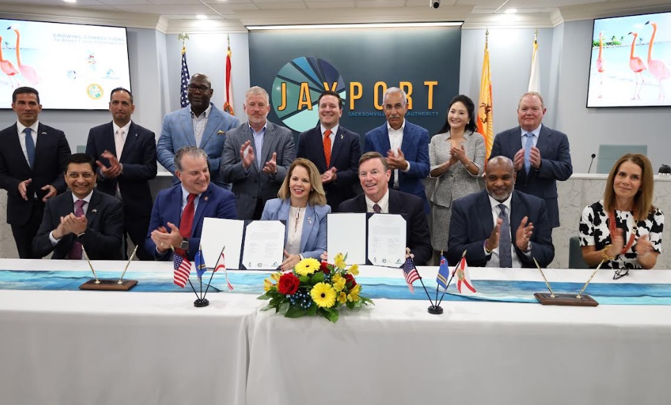 Prome Minister A Firma Mou Importante Entre Apa, Jaxport Y Gobierno Di Aruba 160 Firma Mou