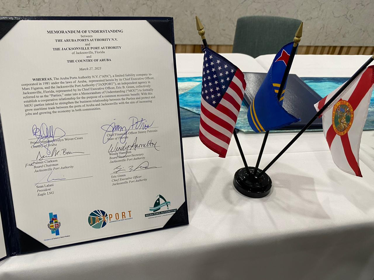 Prome Minister A Firma Mou Importante Entre Apa, Jaxport Y Gobierno Di Aruba 165 Mp