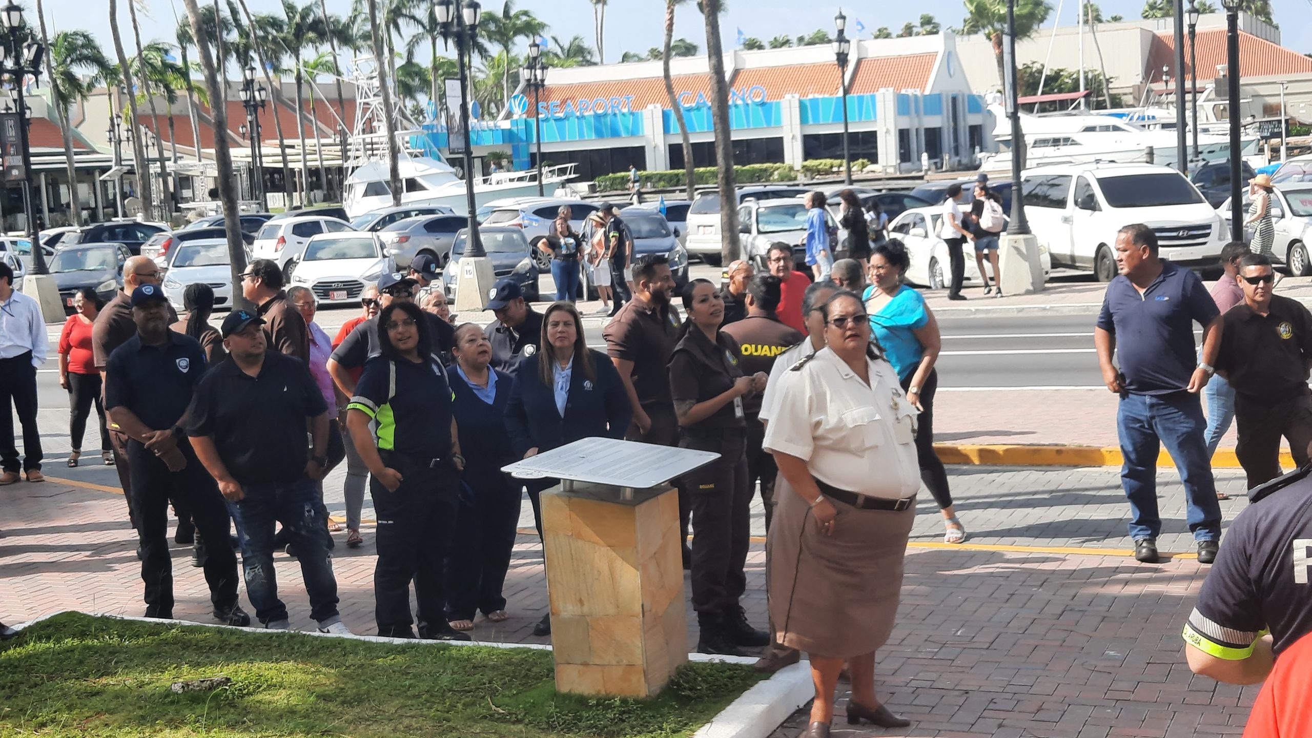 Presidente Di Sindicato Di Douane Edward Maduro: Ta Exigi Gobierno Pa Contesta Dialuna Awo Pa Revoca Ley Di Prestatiemanagement System 165 Manifestacion 7 Scaled