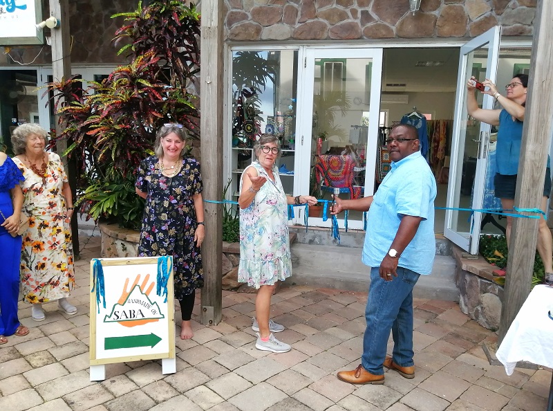 Handmade On Saba 162 Rolando Wilson Cuts Ribbon To Officially Open Handmade On Saba Store...