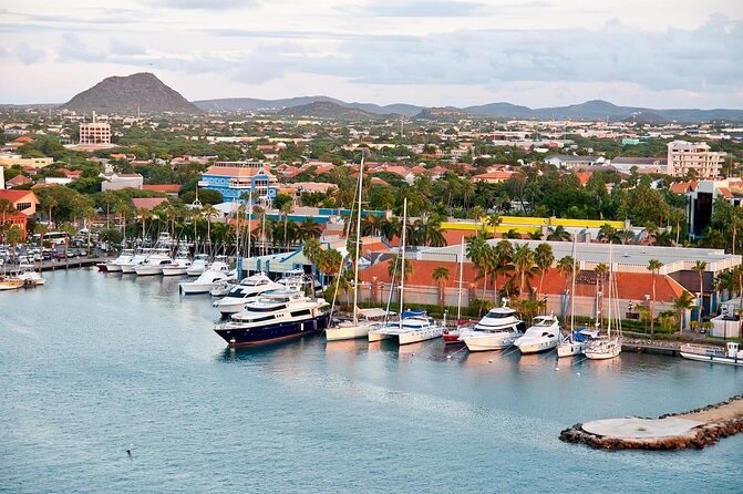 Un Danki Na Tur Esunnan Cu A Para Fuerte Pa Aruba Y A Tene Economia Di Aruba Bibo