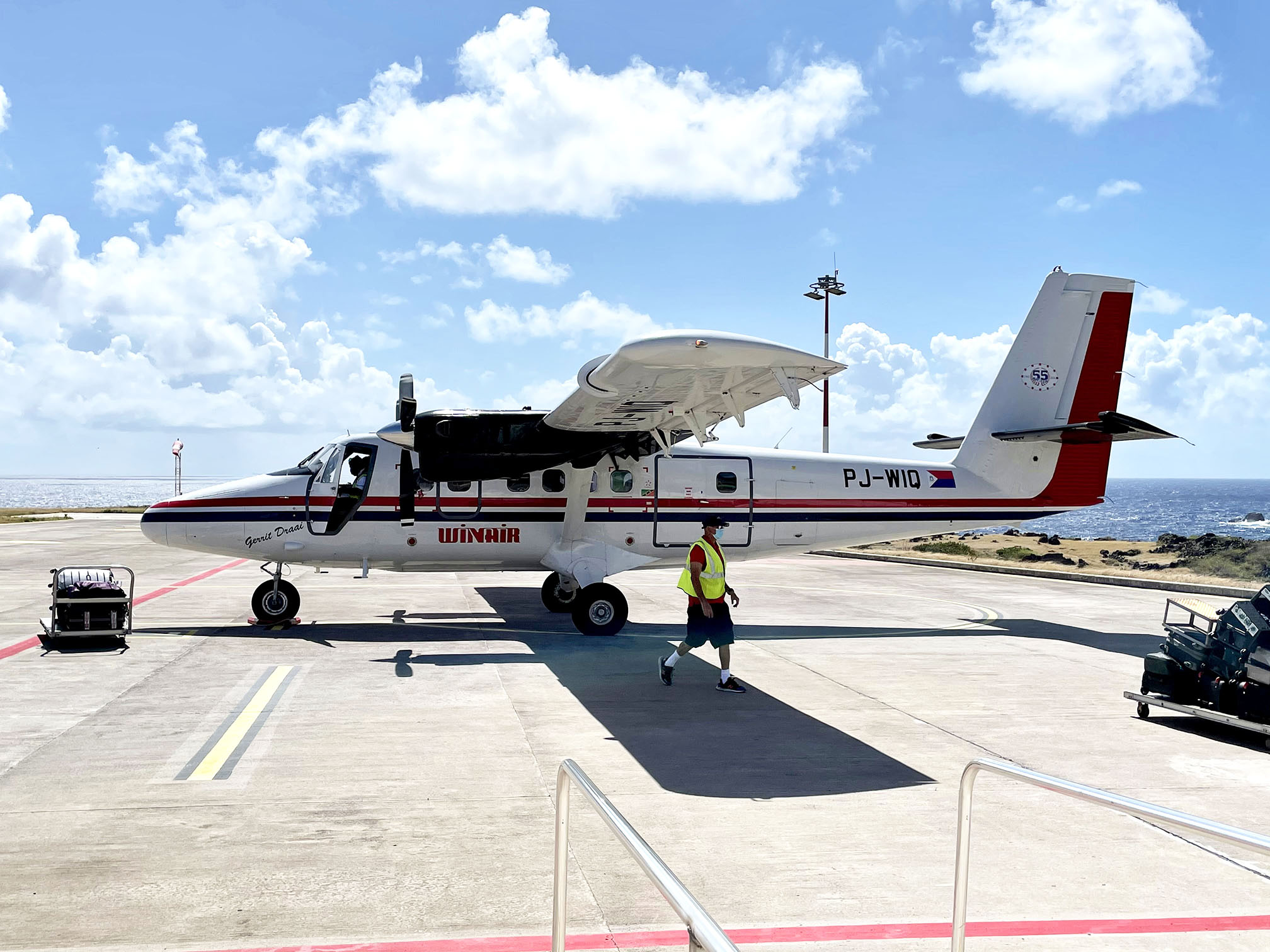 Additional Airlift For Saba, Statia 160 Winair Saba March 2021