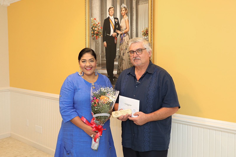 Minister Xiomara Maduro A Celebra Hubilario Di Tres Empleado Publico Na Archivo Nacional Aruba 164 Celebra Hubilario Di Tres Empleado Publico Na Archivo Nacional Aruba.....022