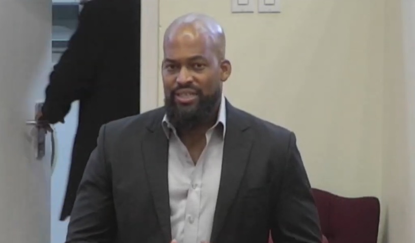 Consehero Carlos Guiamo