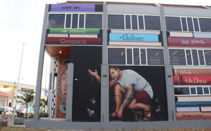 Adelaida Ponson Arends Ta Presenta 2 Buki