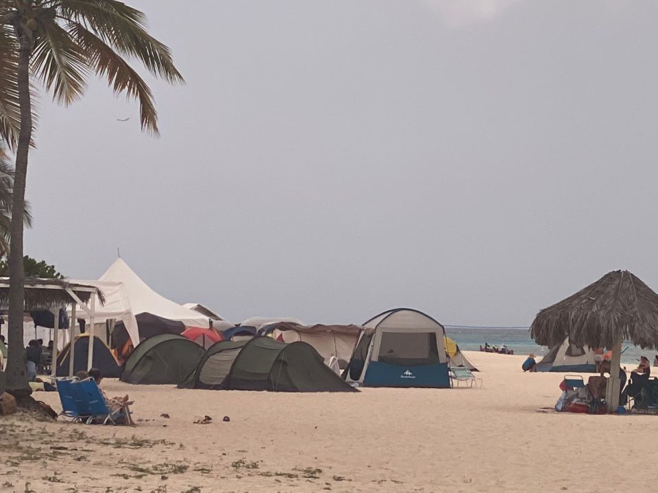 Aruba A Comporta Su Mes Hopi Bon Durante Weekend Largo Di Semana Santa.03