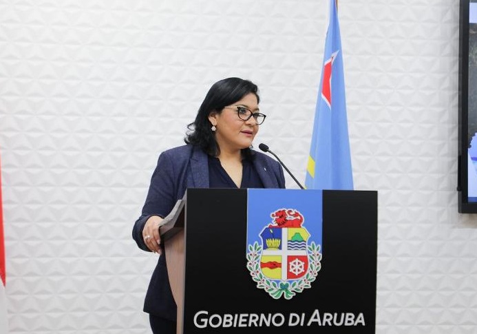 Diferente Banco Grandi Na Merca A Habri Porta Pa Aruba