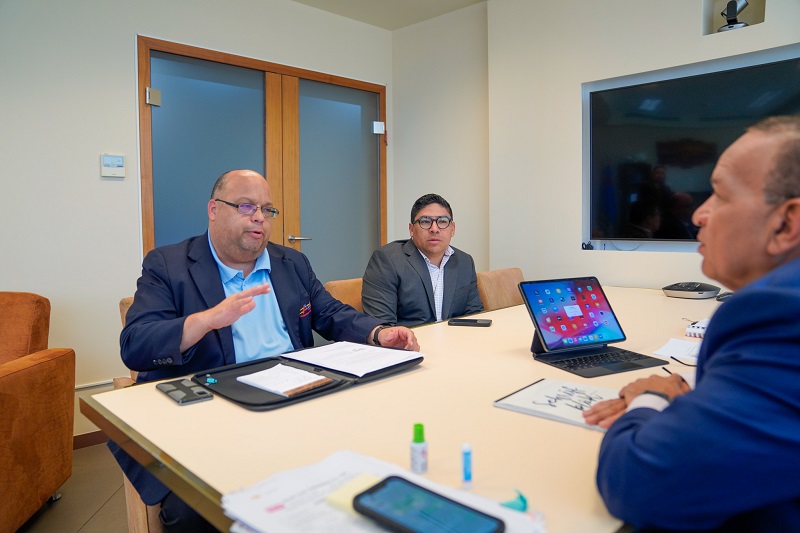 Minister Endy Croes: Pronto Pueblo Lo Mira Un Gran Desaroyo Den E Infrastructura Di Futbol Di Aruba 161 Pronto Pueblo Lo Mira Un Gran Desaroyo Den E Infrastructura Di Futbol Di Aruba 1