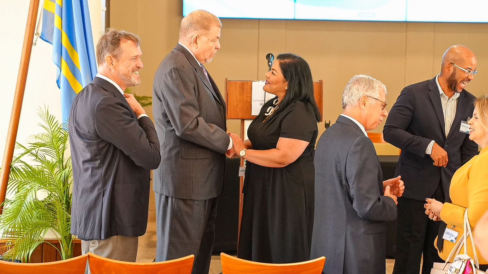 Simpioso ‘E Futuro Di Fiscalidad Den Parti Caribense Di Reino 00