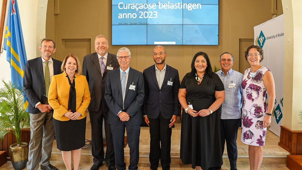 Simpioso ‘E Futuro Di Fiscalidad Den Parti Caribense Di Reino 02