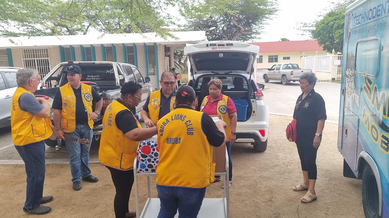 Casnan Di Nos Grandinan Contento Cu Ayudo Di Aruba Lions Club 164 Alc Paviljoen 1 1