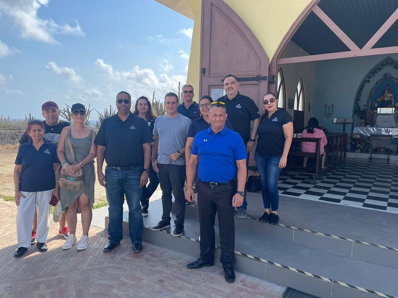 General Manager Nobo Di Hilton Aruba A Ricibi Un Tremendo Y Briyante Experiencia Di Incorporacion 160 General Manager Nobo Di Hilton Aruba A Ricibi Un Tremendo Y Briyante Experiencia Di Incorporacion .5