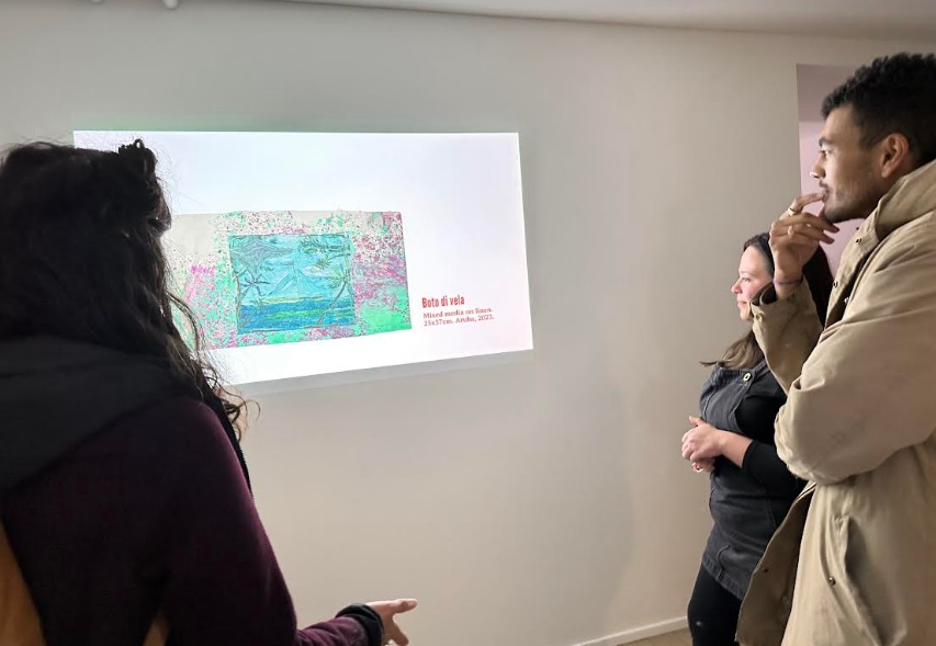 Profesional Local Di Arte Den Residencia Curatorial Na Suisa