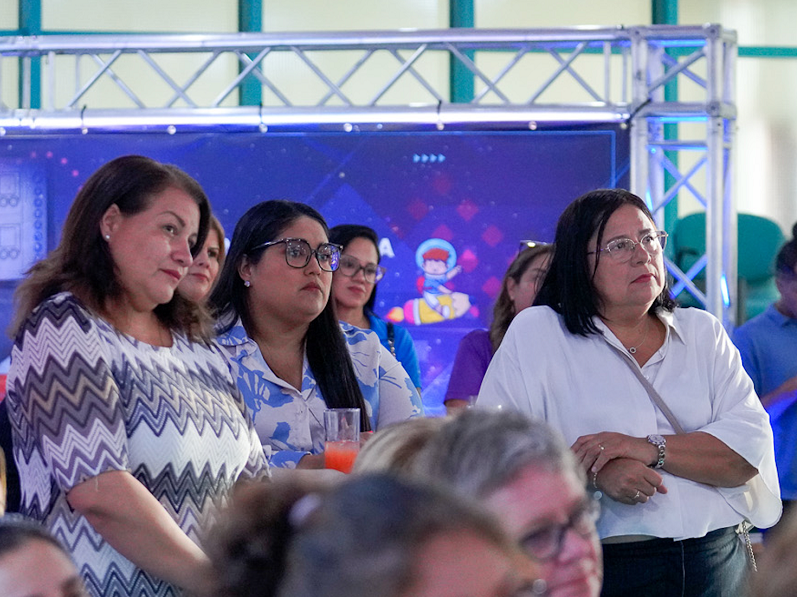 Prome Minister Evelyn Wever-Croes: Maria Goretti College A Logra Realisa E Plan Di Digitalisacion Pa Nan Scol 160 Mp Maria Goretti Edutech