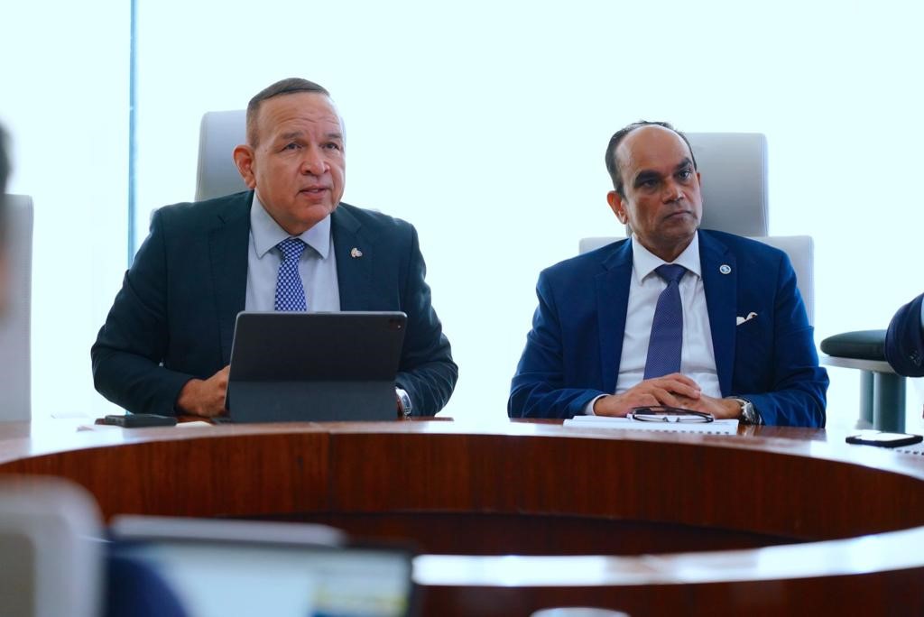Minister Endy Croes: Conseho Di Minister E Ricibi Presentacion Di Xavier University School Of Medicine 162 Xavier University 4