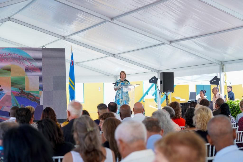 Minister Di Finansa Y Cultura Xiomara Maduro: Aruba A Conmemora 160 Aña Cu Sclavitud A Wordo Aboli Den Reino Hulandes 169 Ceremonia 160 Anta 05