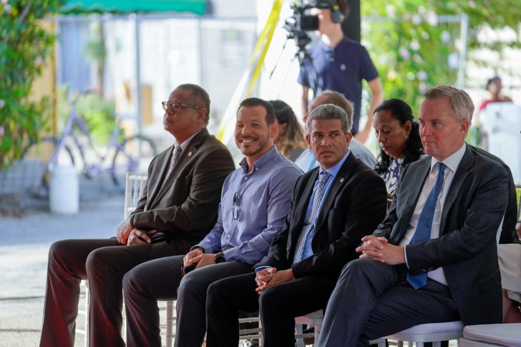 Minister Di Finansa Y Cultura Xiomara Maduro: Aruba A Conmemora 160 Aña Cu Sclavitud A Wordo Aboli Den Reino Hulandes 163 Ceremonia 160 Anta 13