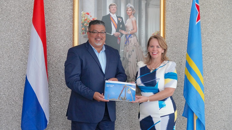 Prome Minister Evelyn Wever-Croes: Den Union, Elmar Y Dow A Logra Finalisa E Proyecto Pa Pone Luz Nobo Den Caya Di Bernardstraat 163 Den Union Elmar Y Dow A Logra Finalisa E Proyecto Pa Pone Luz Nobo Den Caya Di Bernardstraat