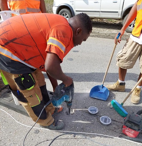 Marka Di Kaya Solar Pa Mas Siguridat Den Trafiko