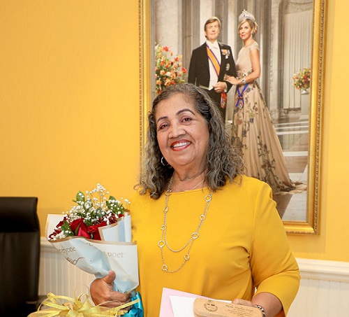 Minister Maduro Ta Felicita Marlene Lampe Kende A Cumpli 45 Aña Den Servicio Di Gobierno 169 Minister Maduro Ta Felicita Marlene Lampe Kende A Cumpli 45 Ana Den Servicio Di Gobierno.23