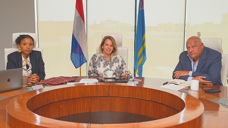 Prome Minister Evelyn Wever-Croes: Prome Minister A Reuni Cu Secretario Di Estado Alexandra Van Huffelen Riba E Topico Di Debe Di Covid 160 Reunion Van Huffelen