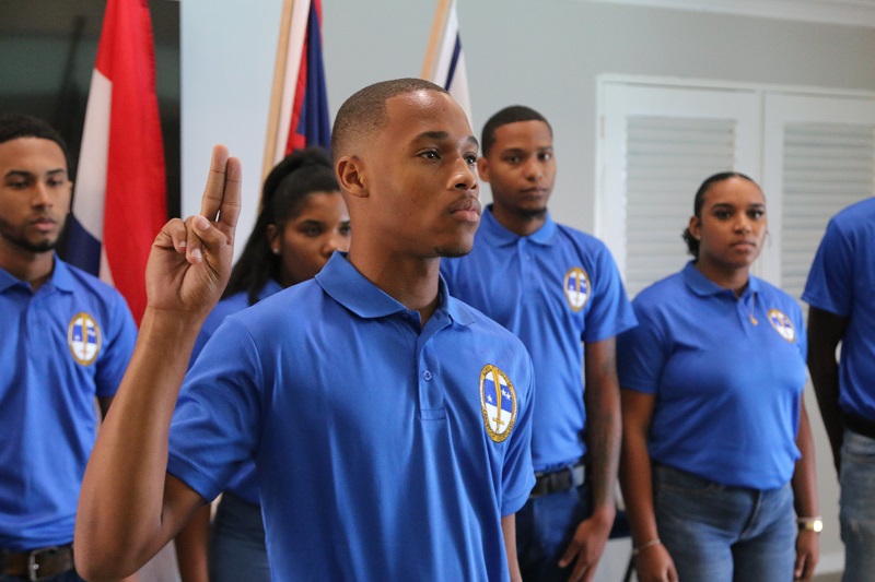 Cuerpo Policial Hulanda Caribense Tin 24 Aspirando Nobo.3