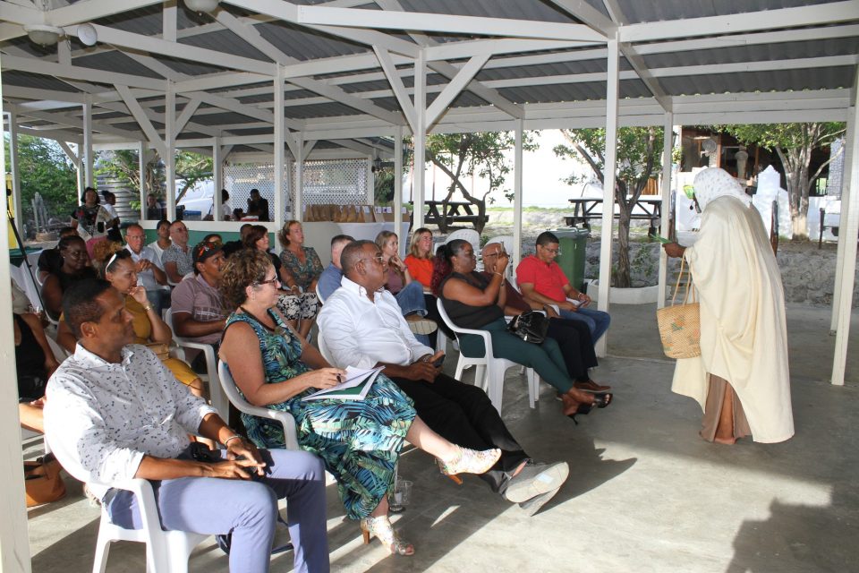 Pap Celebracion Dia Di Prensa Cu Atencion Pa Conmemoracion Pasado Di Sclavitud