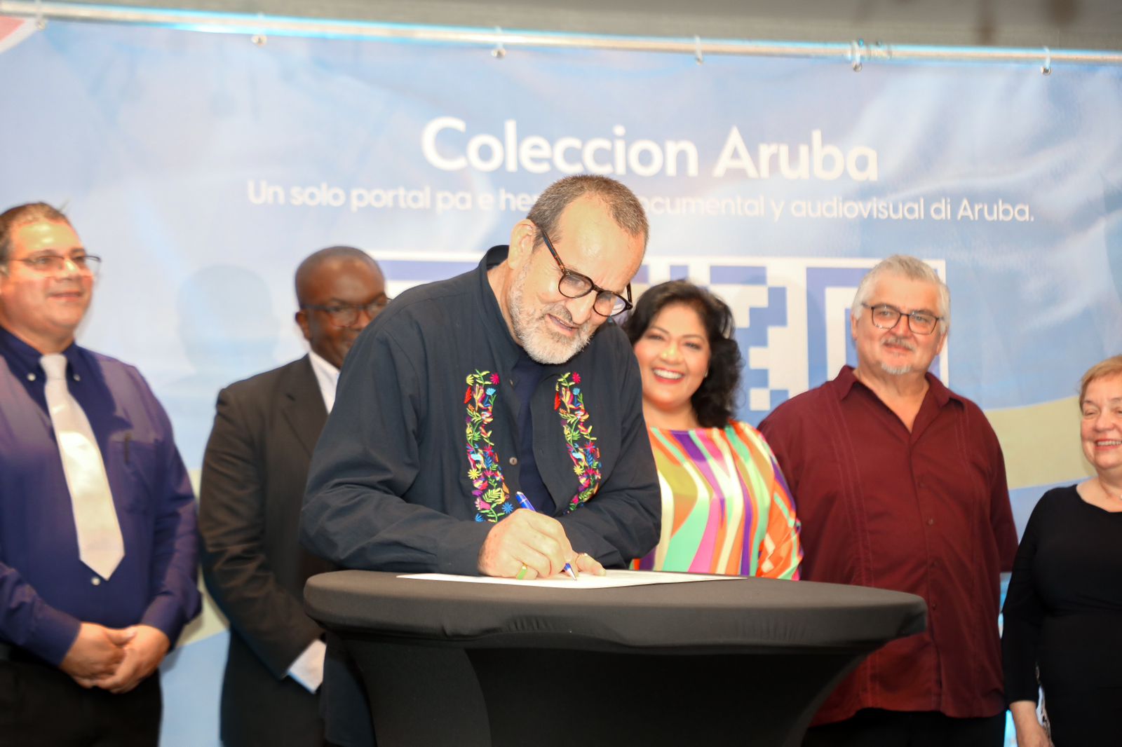 Minister Maduro Di Cultura Ta Informa: Diferente Instancia Ta Colabora Pa Haci E Plataforma Digital Coleccion Aruba Posibel 164 Lansamento Coleccion 07