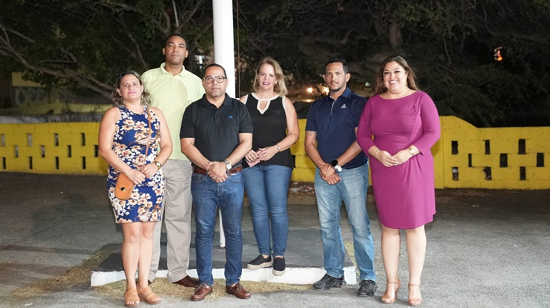 Partido Mep Ta Duna Homenahe Na Senor Harry Croes.2