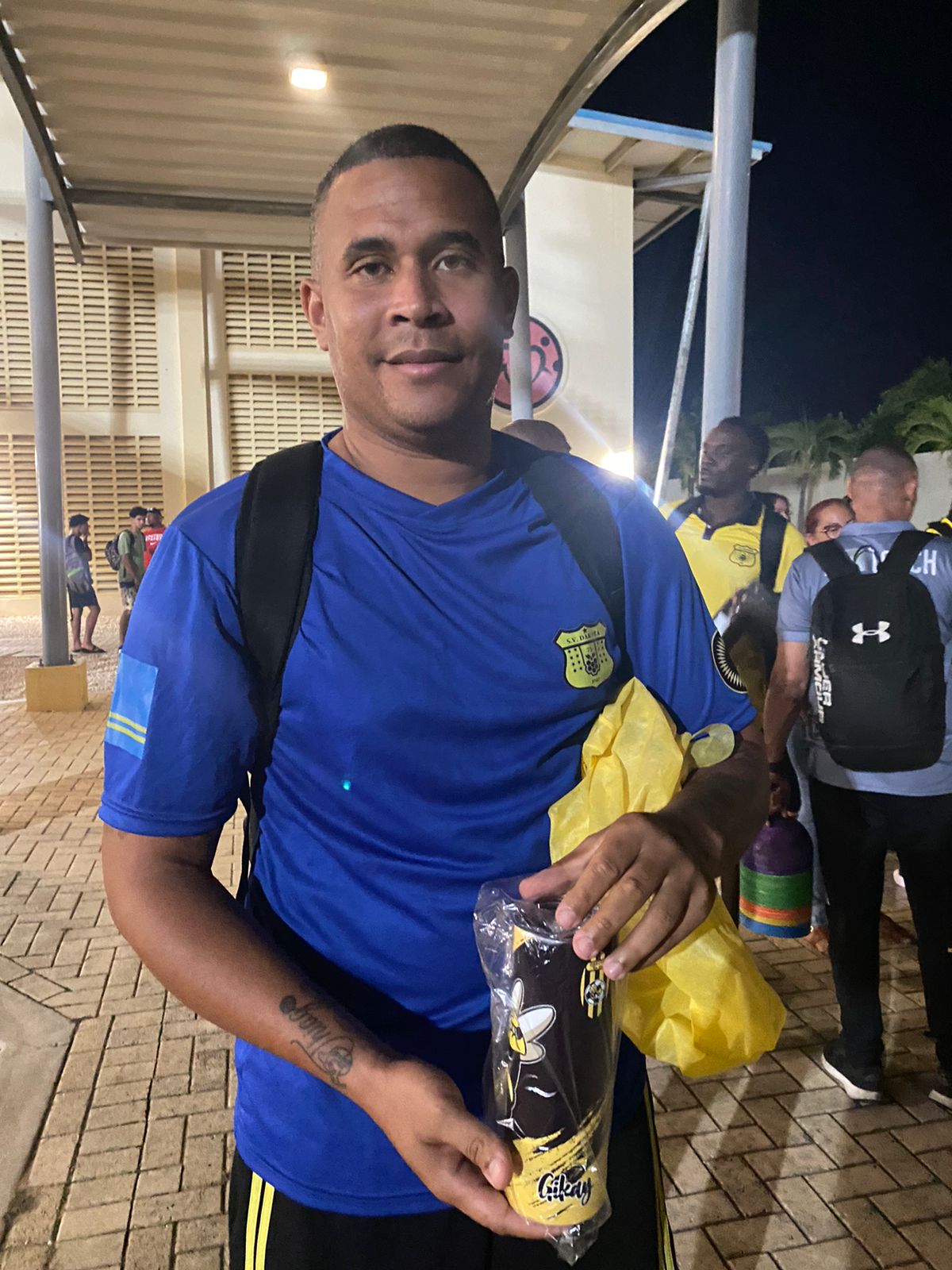 Sv Dakota A Dispidi Di Nan Keeper Gikay Croes Cu A Bay Biba Den Exterior 167 Sv Dakota A Dispidi Di Nan Keeper Gikay Croes Cu A Bay Biba Den Exterior 1
