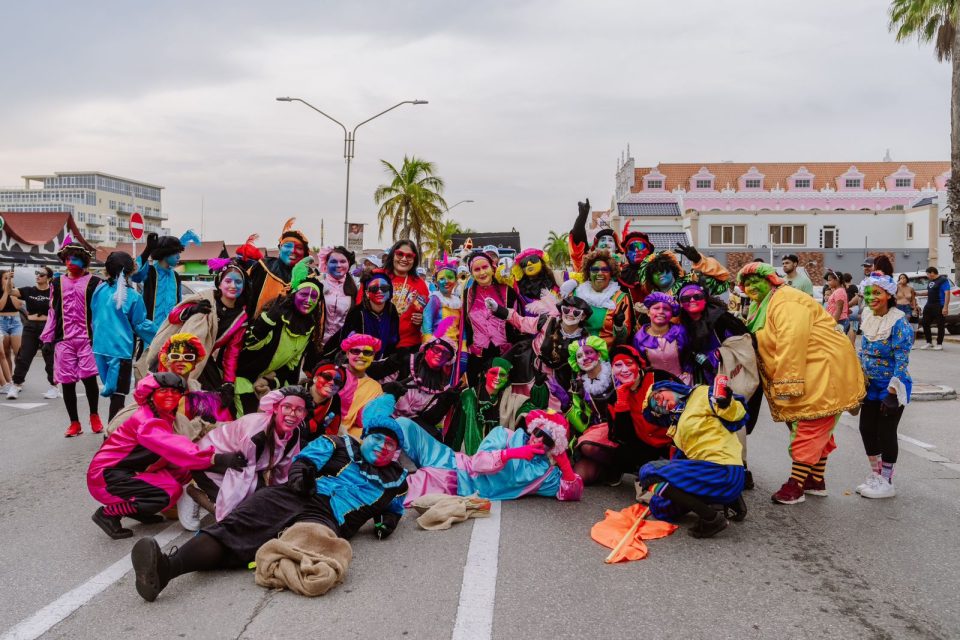 Yegada Sint Y Piet 17