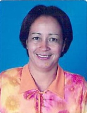 Sra. Emelinda M. Tromp