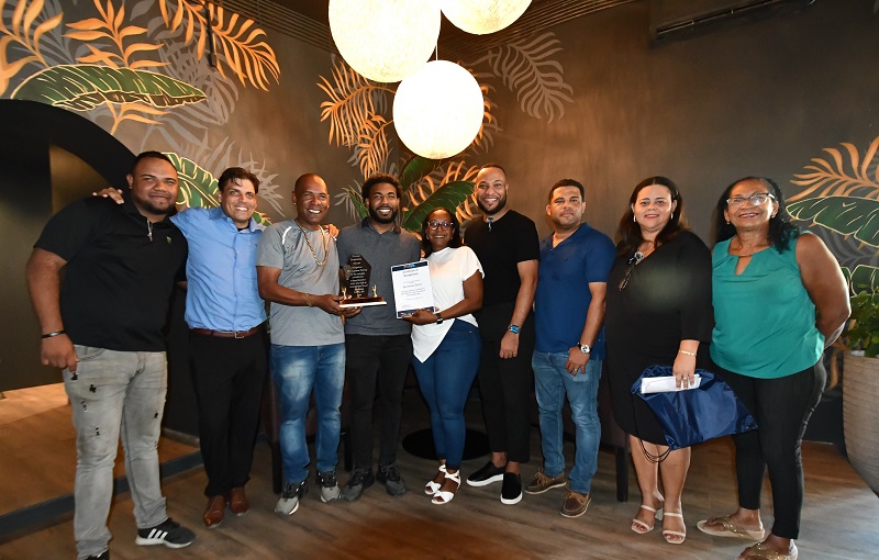 Gobiernu Di Boneiru I Indebon A Rekonose Gyairon Martis Komo Embahador Di Boneiru