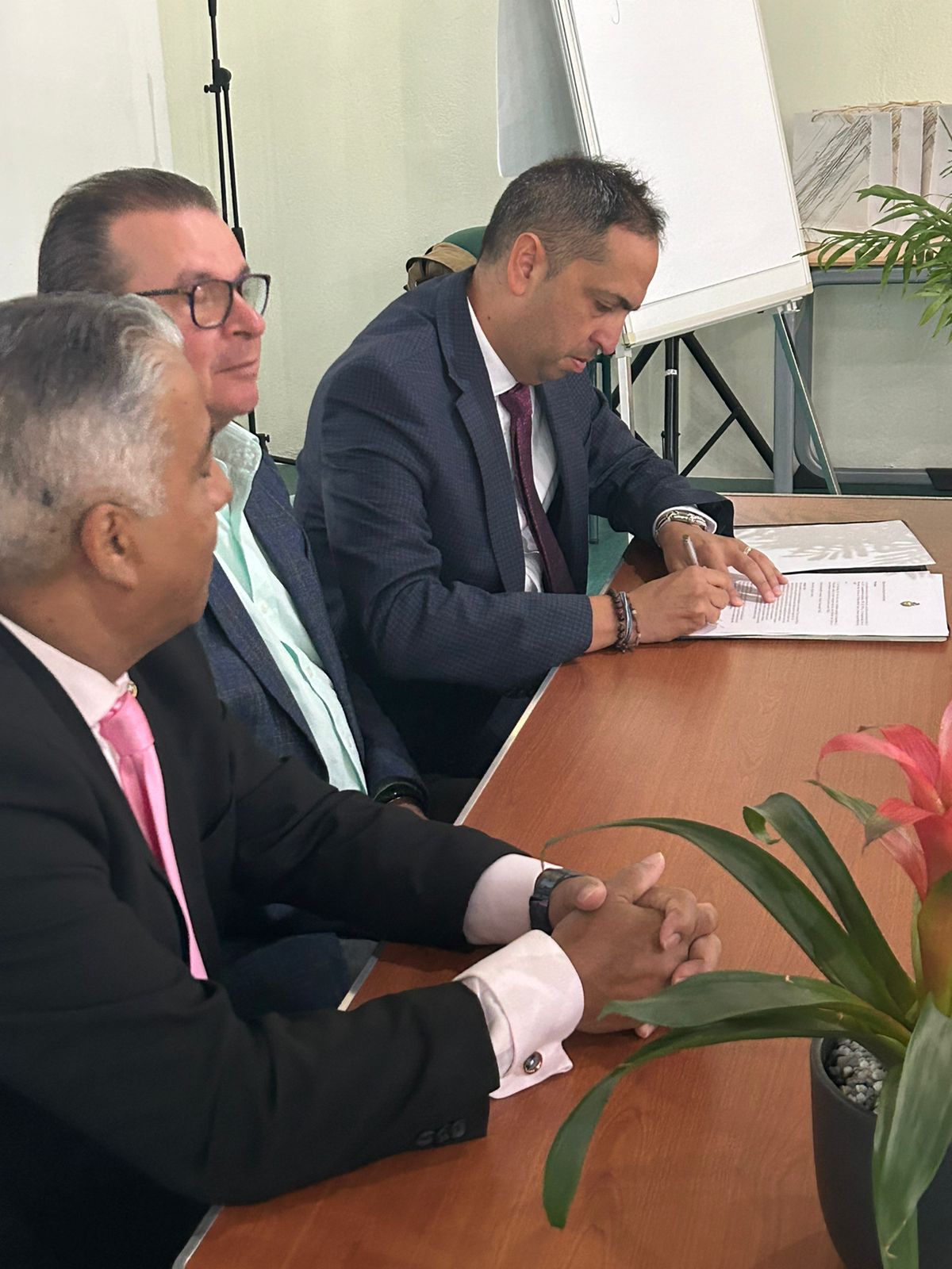 A Crea Sistema Nobo Di Data Pa Monitoria Datanan Di Nivel Di Salud Di Nos Muchanan Te Cu 18 Ana 1