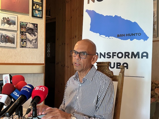 Ex Minister Otmar Oduber 1