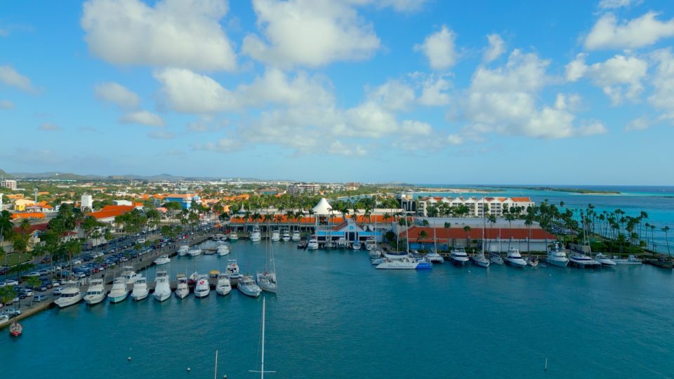 Minister Di Turismo A Reuni Cu Pkf Global Pa Haci Un Estudio Pa Por Atrae Yachtenan Luhoso Pa Aruba