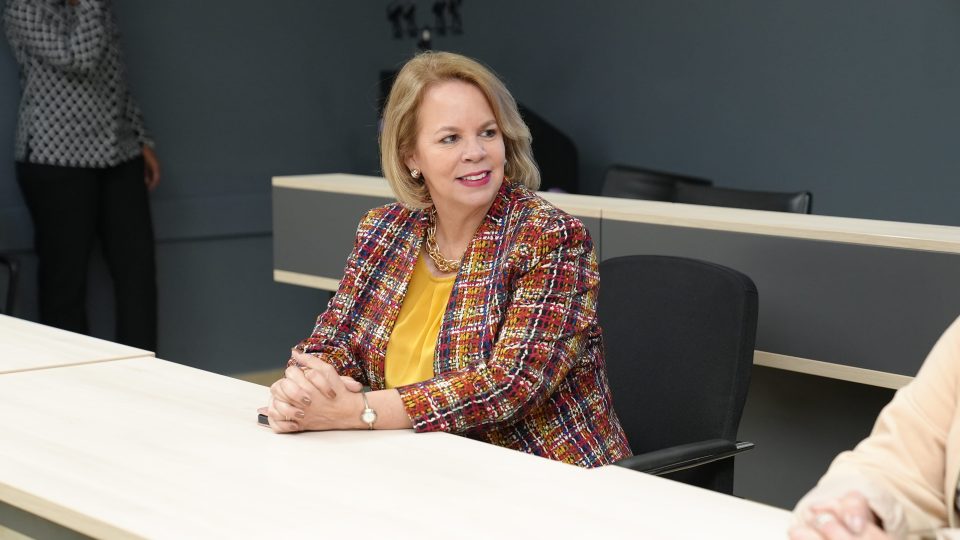 Prome Minister Evelyn Wever Croes 1