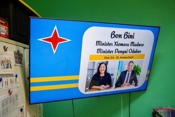 Mnister Xiomara Maduro 11