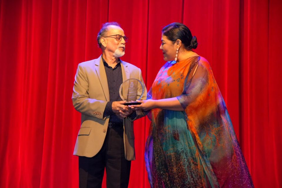 Reconocimento Ivan Jansen 04