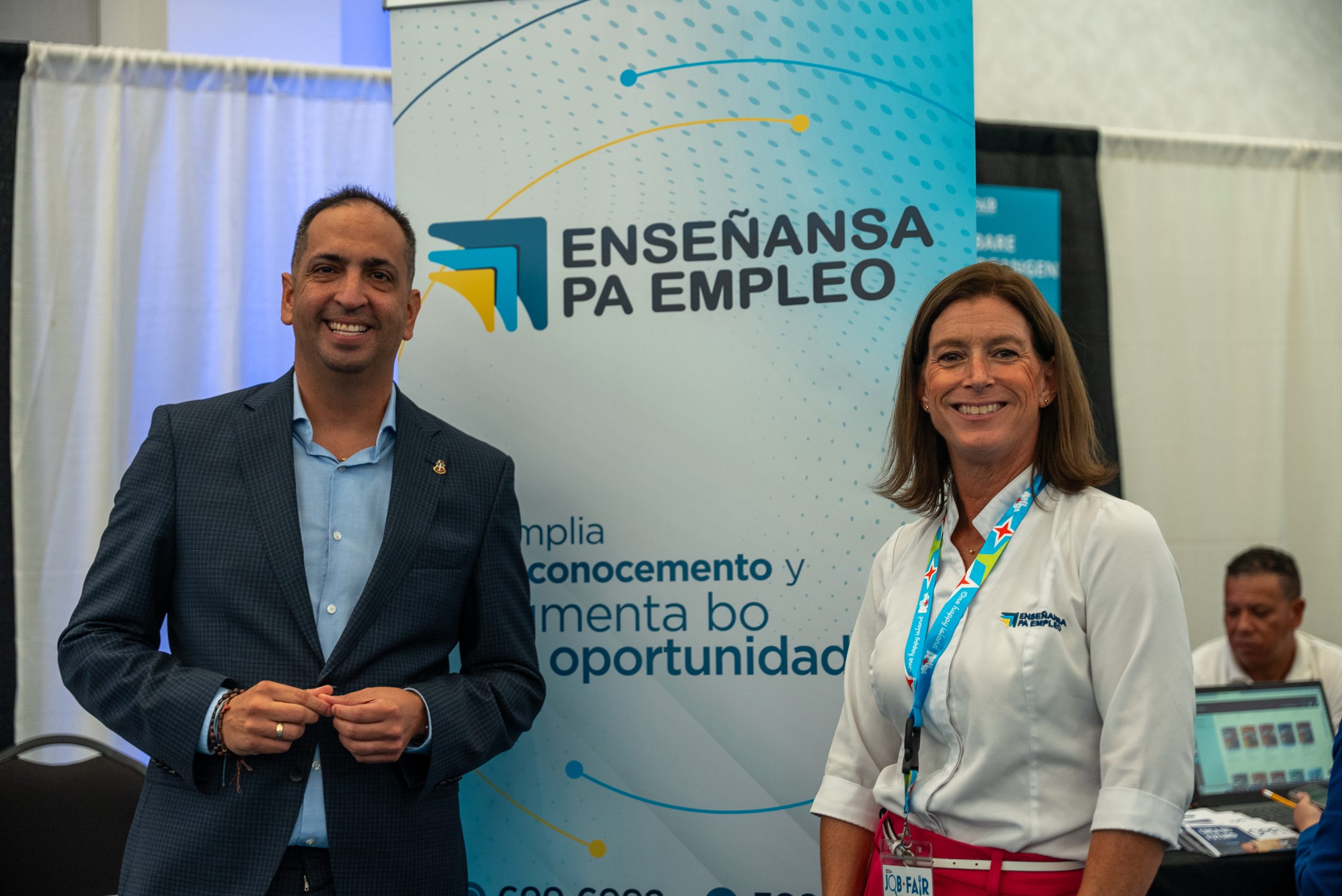 Minister Di Turismo &Amp; Salud Publico A Bishita Job Fair Cu A Tuma Luga Pa Di 3 Aña Consecutivo 162 Pic Job Fair Aruba Food Beverage Association.3 Scaled