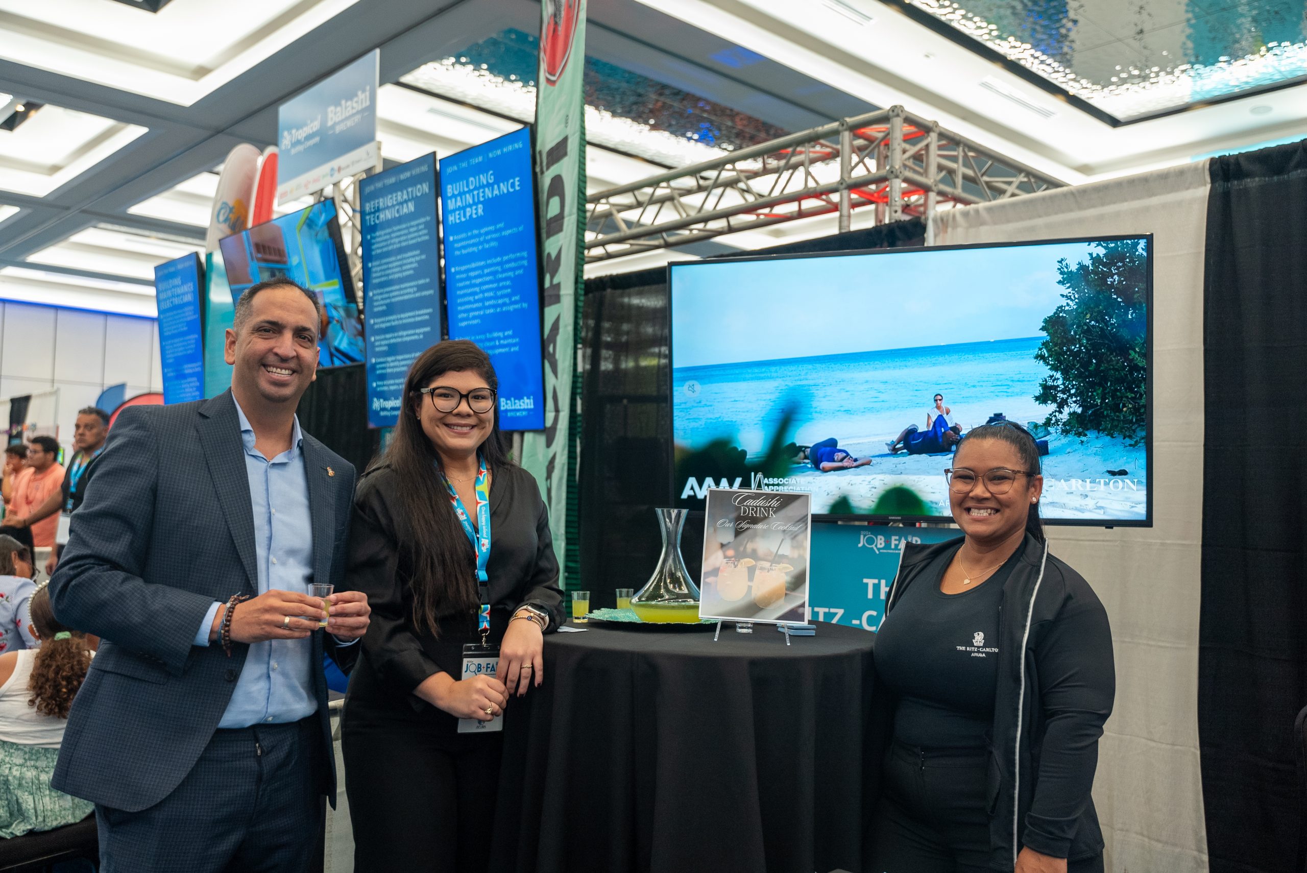 Minister Di Turismo &Amp; Salud Publico A Bishita Job Fair Cu A Tuma Luga Pa Di 3 Aña Consecutivo 165 Pic Job Fair Aruba Food Beverage Association.6 Scaled
