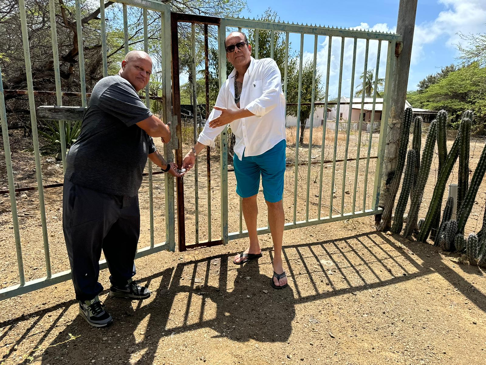 Porta Di Fontein Na Kandal