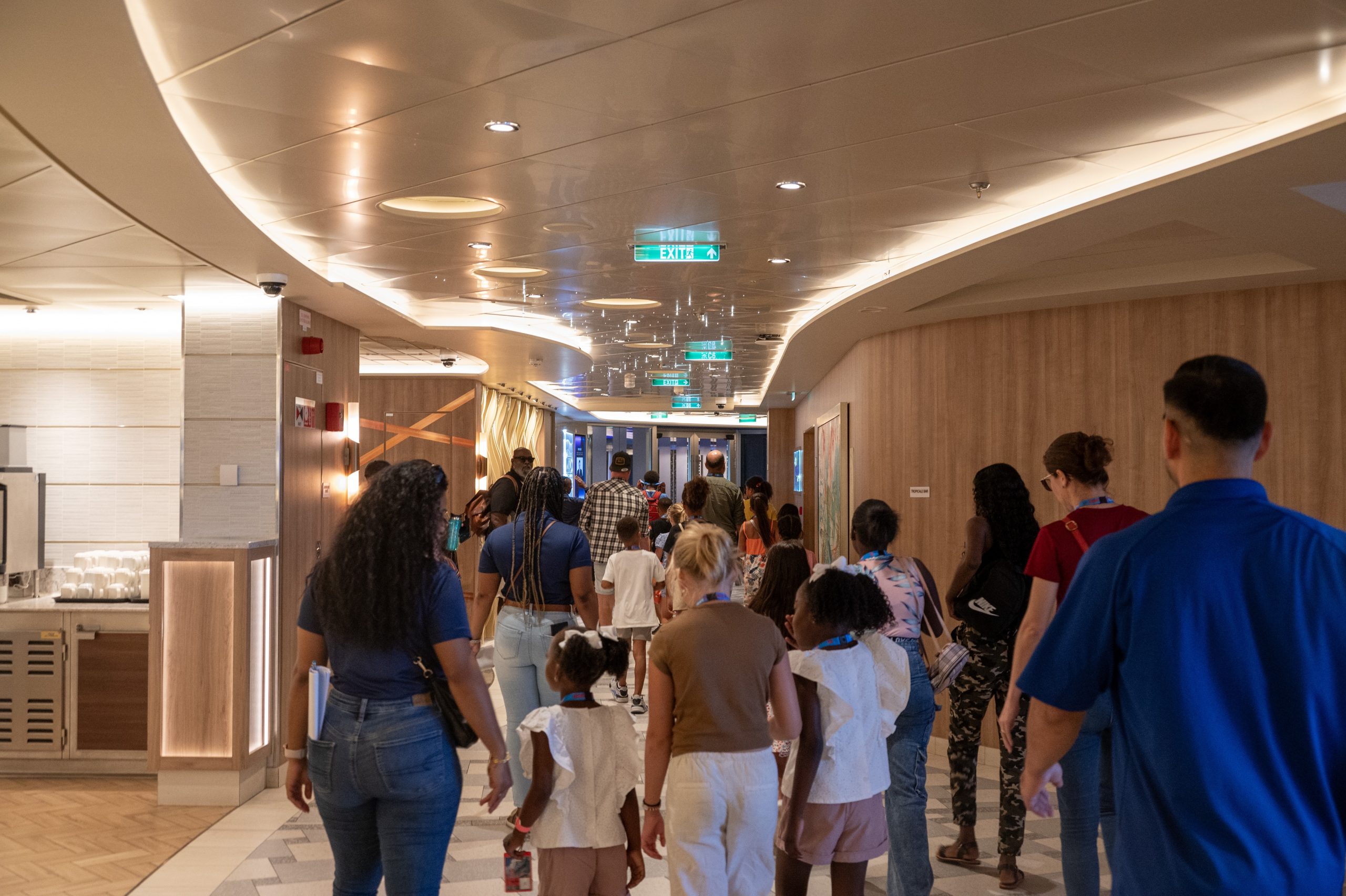 Bonairiaanse Kinderen Kregen De Kans Om Zich Te Laten Inspireren En Meer Te Leren Over De Cruise-Industrie In Samenwerking Met Carnival 163 Turismo Boneiro 2 Scaled