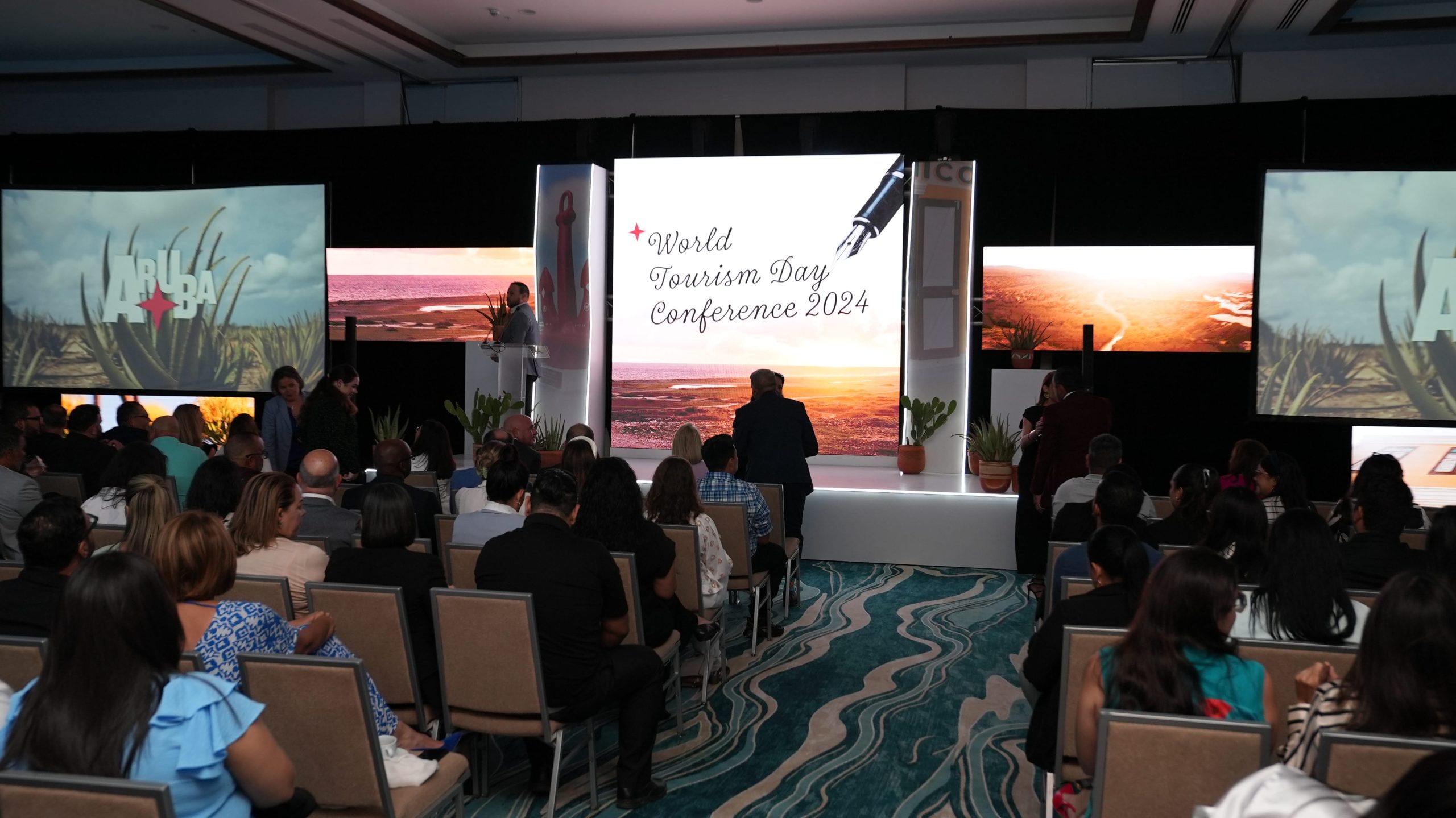 Prome Minister Ta Felicita Aruba En General Y Gradici Tur Esunnan Cu Di Un Of Otro Manera Ta Aporta Na E Industria Importante Aki 160 World Tourism Day5 Scaled