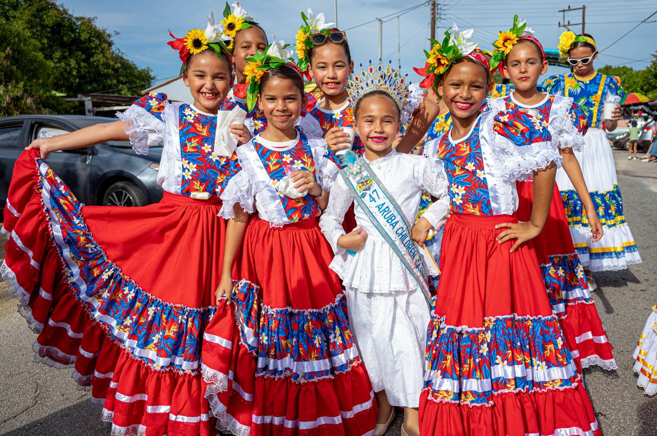 Aruba Bank Ta Celebra Cultura Hunto Cu Bazjan Durante Di Fin Di Siman 161 Aruba Bank Cultura 3